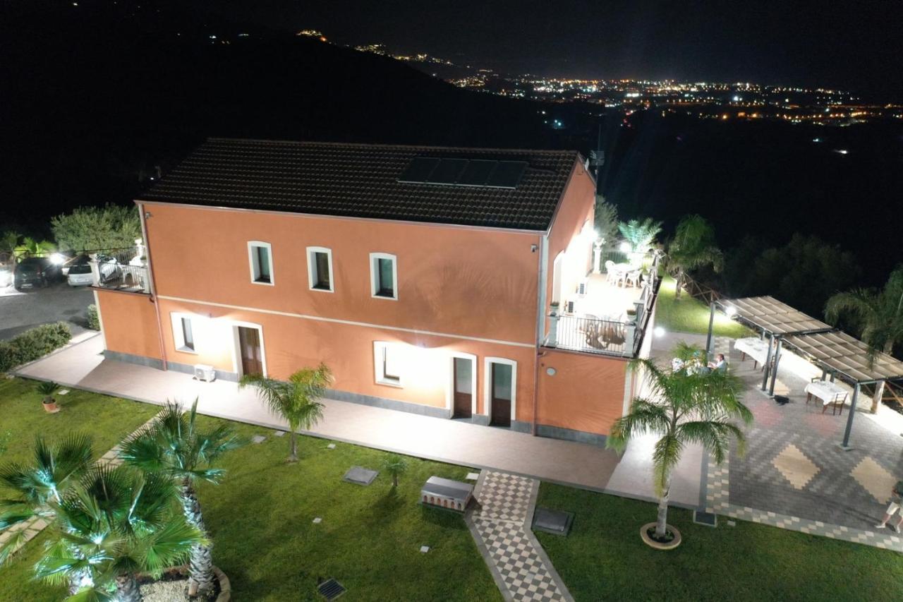 Arcobaleno Dell'Etna Villa Calatabiano Buitenkant foto