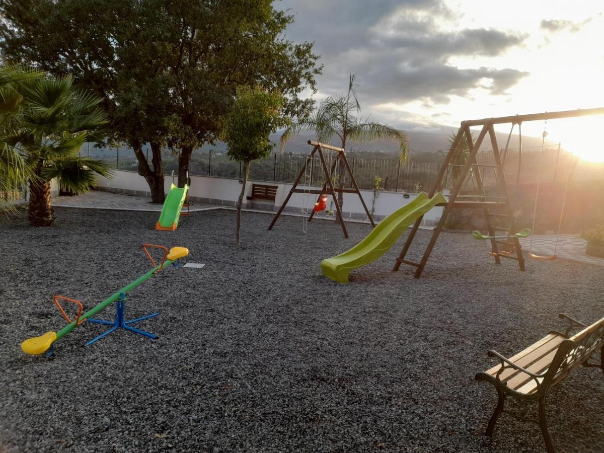 Arcobaleno Dell'Etna Villa Calatabiano Buitenkant foto